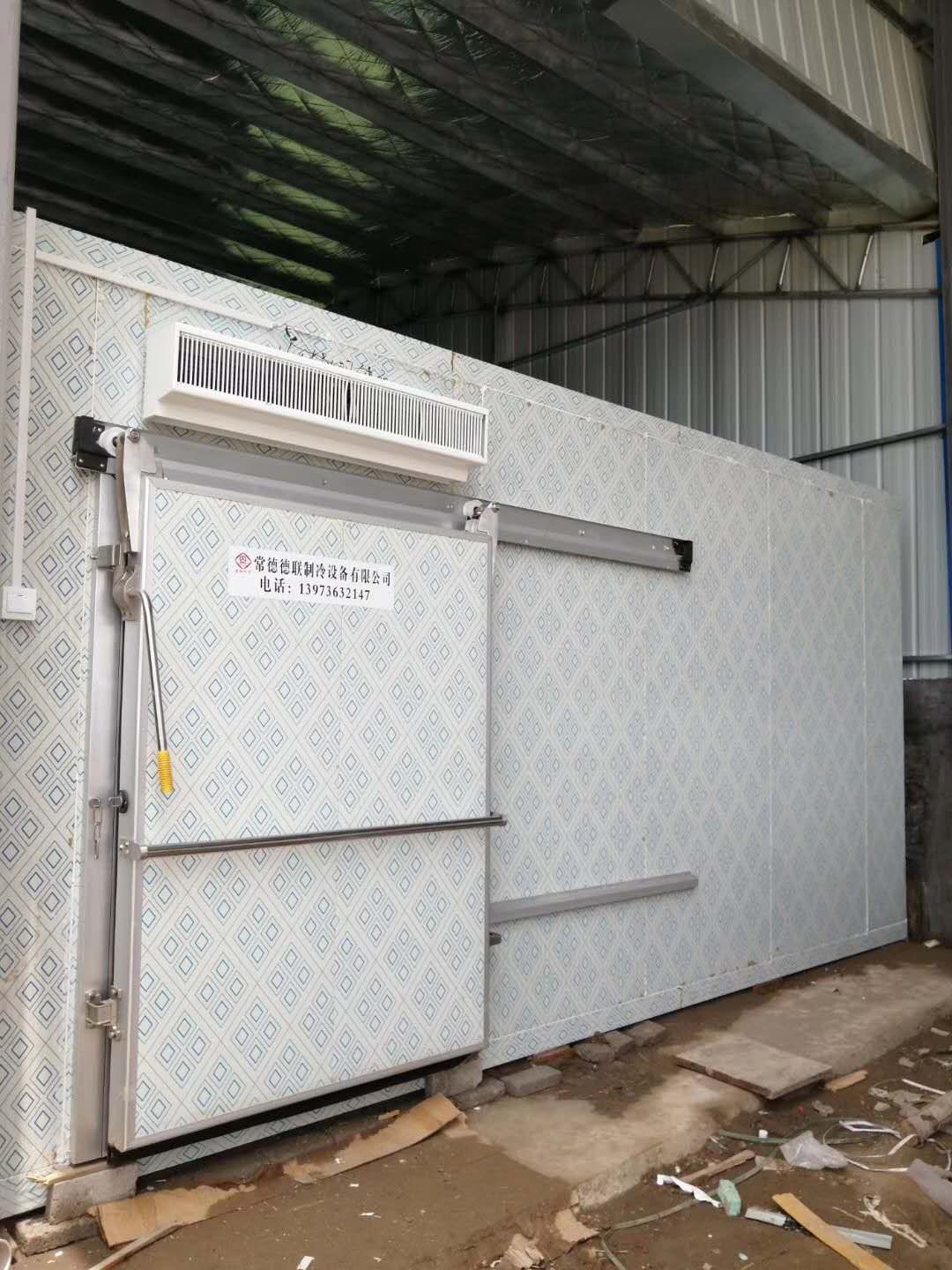 活動冷庫安裝，調試